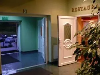 Hotel Morag モロンク